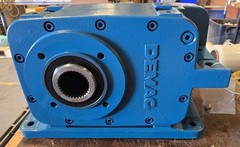 AF10 DEMAG Offset Parallel-Shaft Helical Gear Reducer L-B3-1-65-1/164 NEW OEM