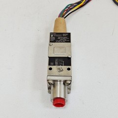 ITT Industries 232P44CC6BHR Neo-Dyn Adjustable Pressure Switch 13500 PSIG
