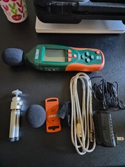 EXTECH – MODEL HD600 Digital Datalogging Sound Level Meter W/ CASE & ACCESSORIES