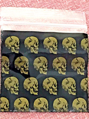 700 SMALL BAGGIES 1515 1.5″ X 1.5″ MINI RESEALABLE DESIGNER BAGS EMOJI’S