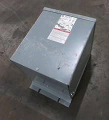 Square D 5S1F 5 kVA 240×480 – 120/240 1PH Dry Type Transformer 3R 240 480 Single