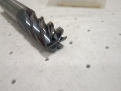 KENNAMETAL Corner Radius End Mill 3/4″Dia 6FL Solid Carbide 4″OAL 5351890
