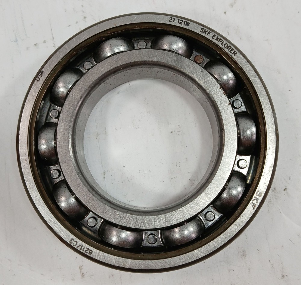 1 NEW SKF 6211/C3 RADIAL DEEP GROOVE BALL BEARING NNB ***MAKE OFFER***
