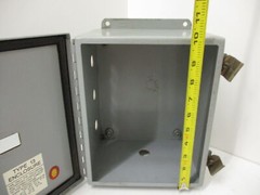 HOFFMAN 10″ x 8″ x 6″ ENCLOSURE TYPE 13