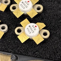 4 New Motorola RFG M9625 RF Power Field-Effect Transistor w Case Guaranteed