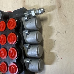 4 Spool Hydraulic Monoblock Double Acting Control Valve, 11 GPM, JYP40-4