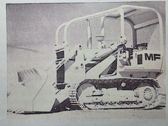 Massey Ferguson MF 300 Crawler Owner’s Operator’s Manual 1436 304 M1 5/74