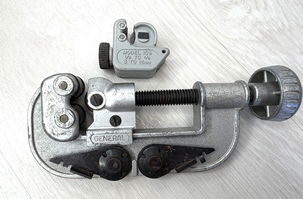 General Tubing Cutter 1/4″-1-1/2″ & Ridgid Close Quarters Cutter 1/8″-5/8″