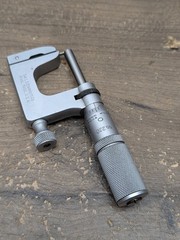 L.S. STARRETT NO. 220 O-1″ MULTI ANVIL MICROMETER USA
