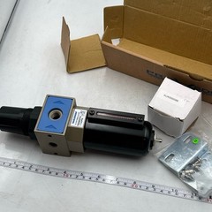 PRO-SOURCE FRL Combination Unit: 1/4 NPT, Intermediate with Pressure Gauge