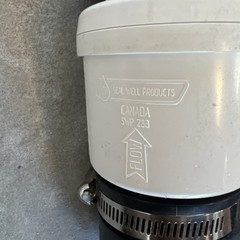 Everbilt EV-QV15 1-1/2 in Quiet PVC Check Valve Black White Slip-Joint Connect