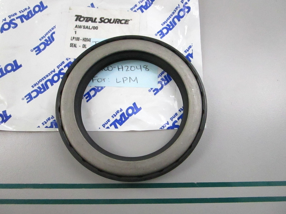 NEW LP100-H2048 For: LPM Total Source Oil Seal 0810