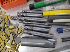 5 POUNDS + of CARBIDE Tungsten Usable & Scrap Inserts, Endmills, Drills MORE 5#
