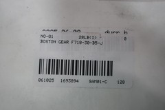 Boston Gear F718-30-B5-J Right Angle Gear Reducer 5/8in 7/8in 0.65hp 30:1