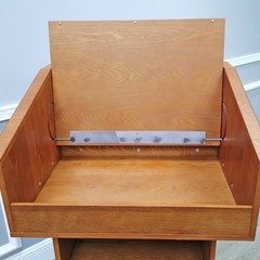26.5×22.2×48″ Deluxe Podium Mobile Embassy Church Puplit Lectern Wood Debate