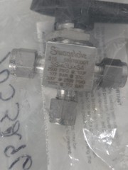 Swagelok SS-43GXS4 1/4” 40 Series Tubing 1 Piece 3-WayBall Valve Stainless Steel
