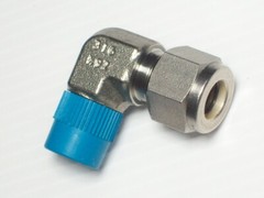 1- Swagelok Stainless Steel Elbow Fitting, 3/8″ Tube x 1/4″ Male NPT, SS-600-2-4
