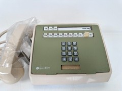 WESTERN ELECTRIC 2832CM-50 COM KEY TELEPHONE W/ NOS GREEN FACEPLATE!