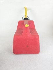 VINTAGE Chilton 2-1/2, 2.5 GALLON VENTED GAS CAN Spout Nozzle P25 Pre Ban USA