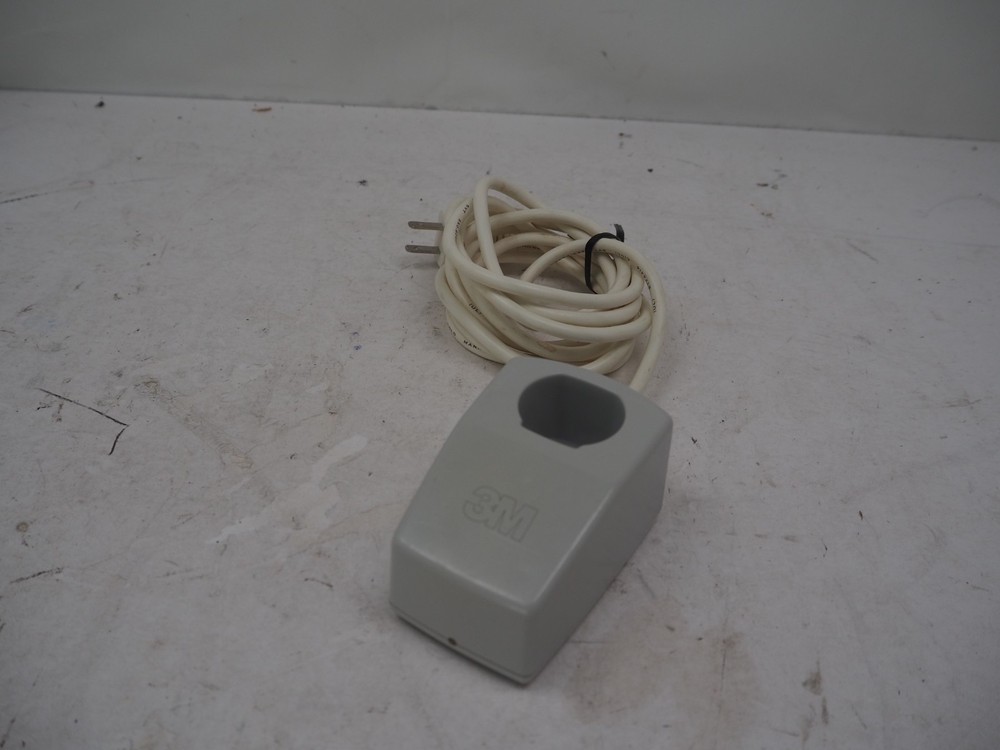 3M Surgical Clipper Charger Base Dock Model 9662 for 9661 Shaver Free Shipping