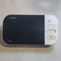 Omron Arm-Type Digital Blood Pressure Monitor HEM-FL31-B Bluetooth