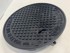 DFW ROUND WATER METER COVER CIRCULAR ROUND 800 SPRING LOCKING 12″ NEW