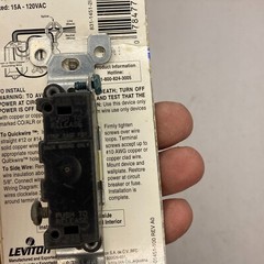Leviton 5225-WSP Combo Switch and Receptacle, White (quilet switch gift)🔔