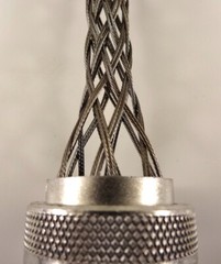 Meltric CG1001AM Cord Grip With Aluminum Mesh 1″ Trade, 3/4 to 7/8″ Cable, NEW