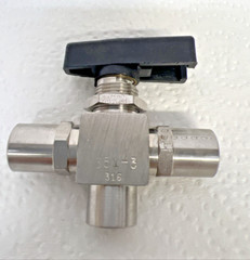 FLO LOK 351-3-316 300 Series 3-way Ball Valves, 1/8-27 FNPT x 1/8-27 FNPT x 1/8
