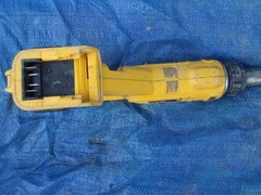 DEWALT DCE531 PENCIL VIBRATOR 20 Volt Concrete Masonry Construction Tools