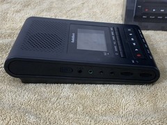 RadioShack Desktop 4GB Digital VOX Voice Recorder w/ SD Card Slot #1400214