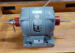 Red Wing 26A Bench Dental Polishing Lathe 1/4 HP 115V Jewelry 2 Speed NICE!!!!