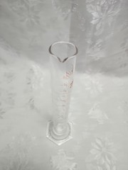 100ml Graduated Cylinder, Boro. 3.3 Glass, Single Metric, Class B SINGLE ITEM =1
