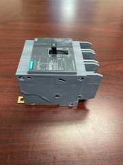 ITE Siemens BQD BQD3100 3 Pole 100Amp 480Volt Bolt-On BRAND NEW Circuit Breaker