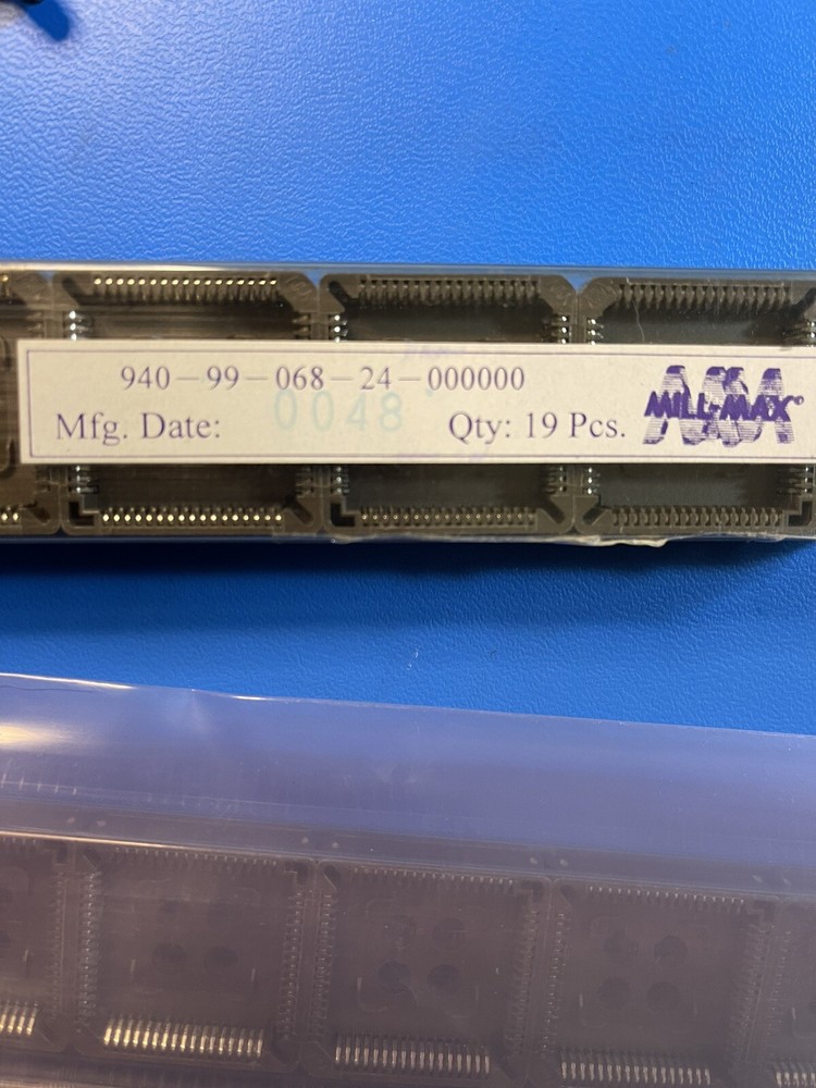 940-99-068-25.000000 PLCC SOCKET 68-PIN THRU HOLE MILMAX (5 PER LOT)