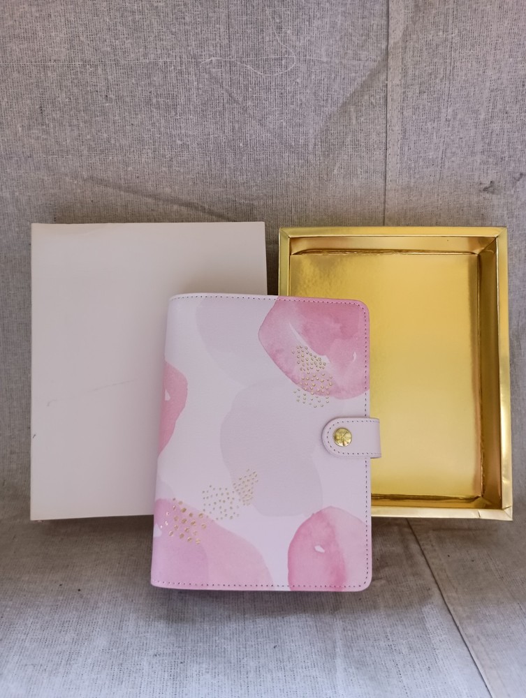 NIB Kikki K Pink Gold Rose Leather Personal Planner Notebook Calendar