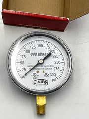 WINTERS PFE3933R1 Pressure Gauge 300 PSI 38VL11