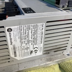 Allen Bradley 22B-D024H204 PowerFlex 40 11 kW 15 HP AC Drive For Parts As Is
