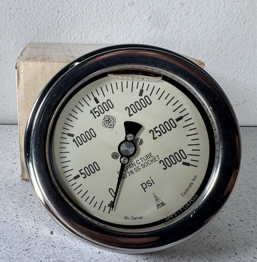 MC DANIEL CONTROLS INC G30KP 30,000 PSI HIGH PRESSURE HYDRAULIC GAUGE