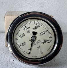 MC DANIEL CONTROLS INC G30KP 30,000 PSI HIGH PRESSURE HYDRAULIC GAUGE