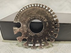 General Hardware -American Standard Wire Gauge No.20- New York, USA