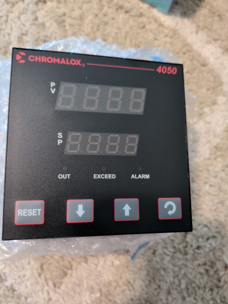 CHROMALOX 4050 / 4050-1R000 PRECISION HEAT AND CONTROL 120-240V AC