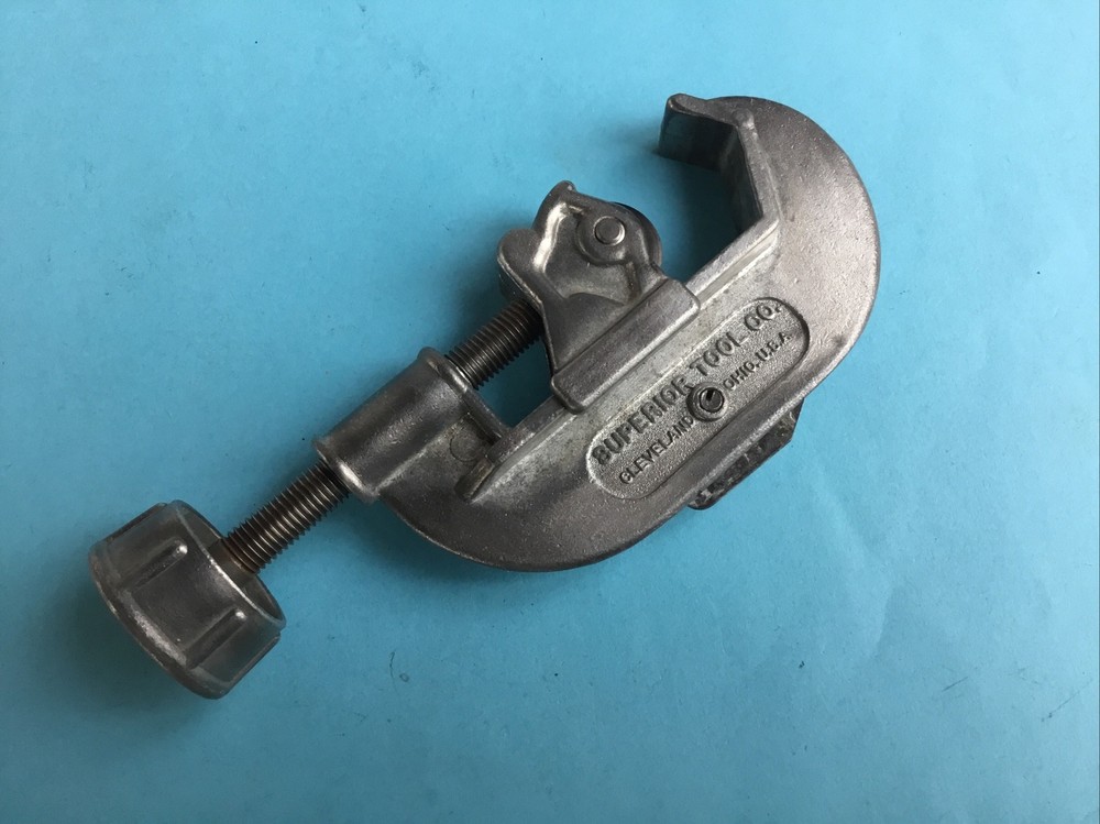 Superior Tool Tube Cutter 1/8″ To 1-1/8″ EC Superior Tool Co. USA made