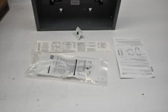 SQUARE D Main Lug Load Center 12 Spaces 125 A 120/240V AC QO Circuit Breaker