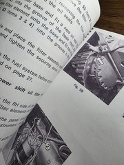 Massey Ferguson MF 300 Crawler Owner’s Operator’s Manual 1436 304 M1 5/74