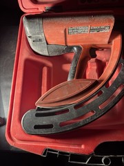 Hilti GX100 Gas-Actuated Nail Gun Fastening Tool With Case Untested/Missing Tip