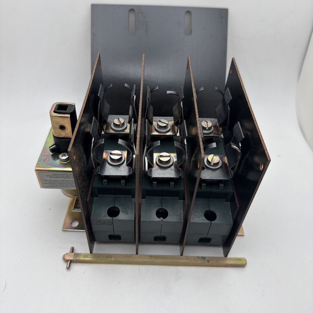 ABB OESA-F60J6A New Takout 3P Fused 60A 600V Disc Switch See Pics