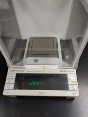 METTLER TOLEDO AT460 DeltaRange High Precision Analytical Scale w Power Supply