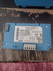 Honeywell RM7895 A 1014 Burner Control Complete System Tested Working