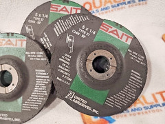 United Abrasives SAIT 20071 5×1/4×7/8 C24N Concrete Fast Grinding Wheel 7 pc.